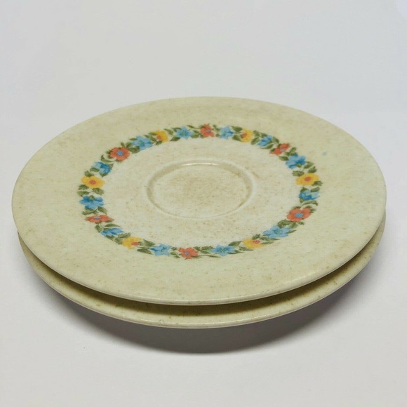 Lot of 2 Vintage Oneida Melmac Melamine Saucers Unique Floral Pattern Modern - Picture 7 of 7